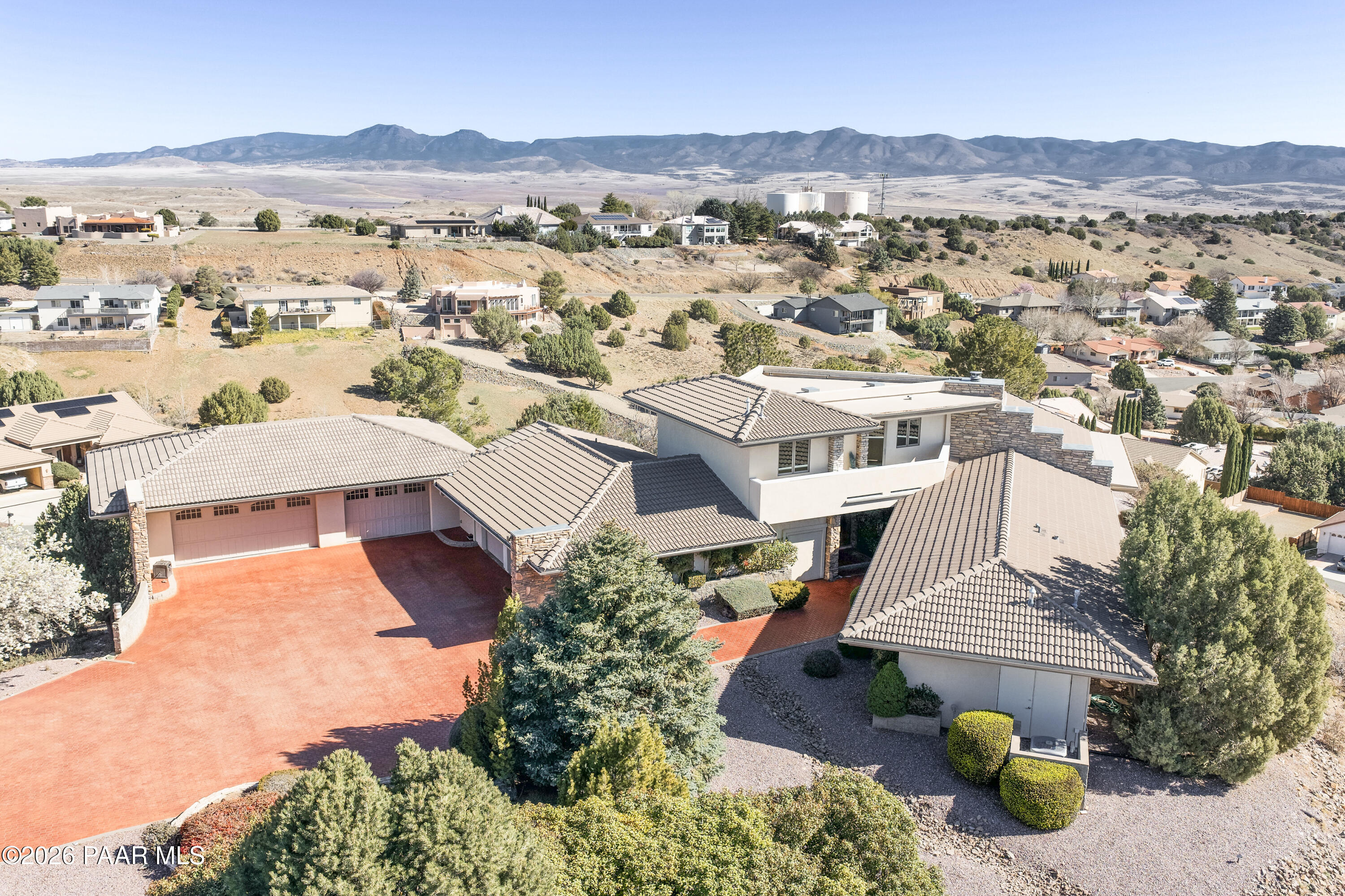 1375 N Overlook Drive