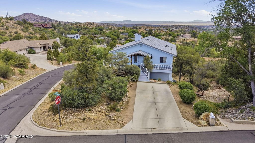 Photo of 952 Custer Lane, Prescott, AZ 86305 (MLS # 1082945)