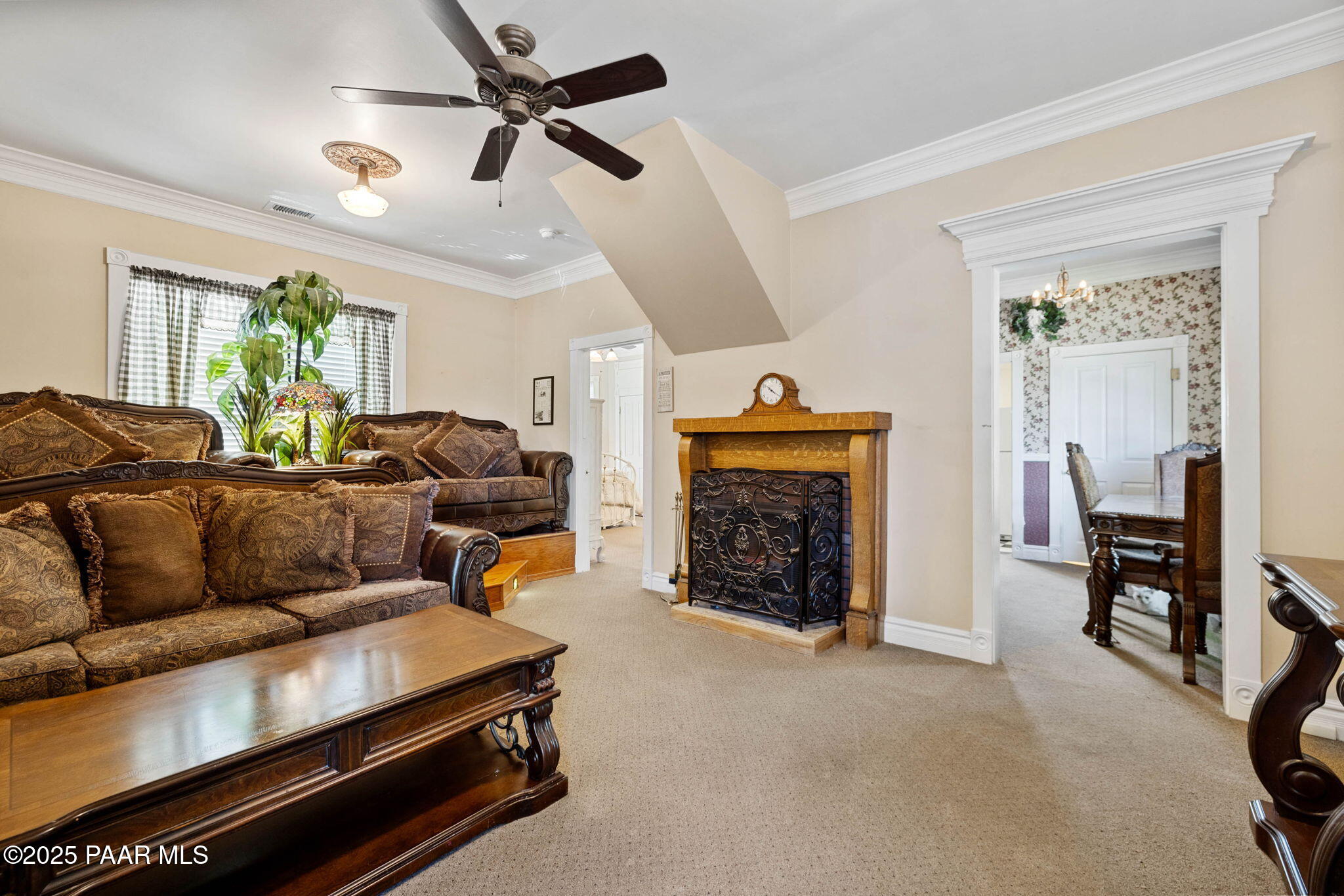 240 N Pleasant Street