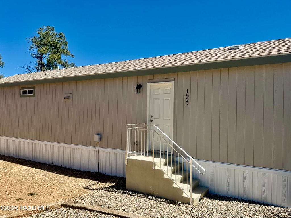 Photo of 1527 Private Road, Prescott, AZ 86301 (MLS # 1080512)