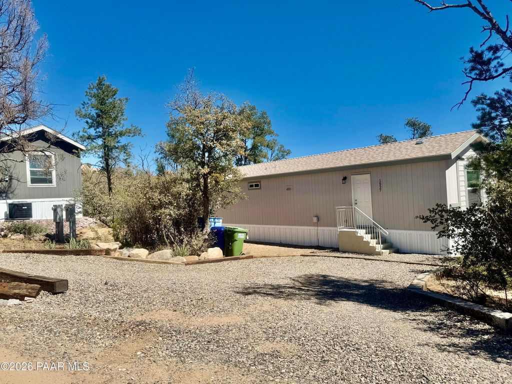 Photo of 1527 Private Road, Prescott, AZ 86301 (MLS # 1080512)