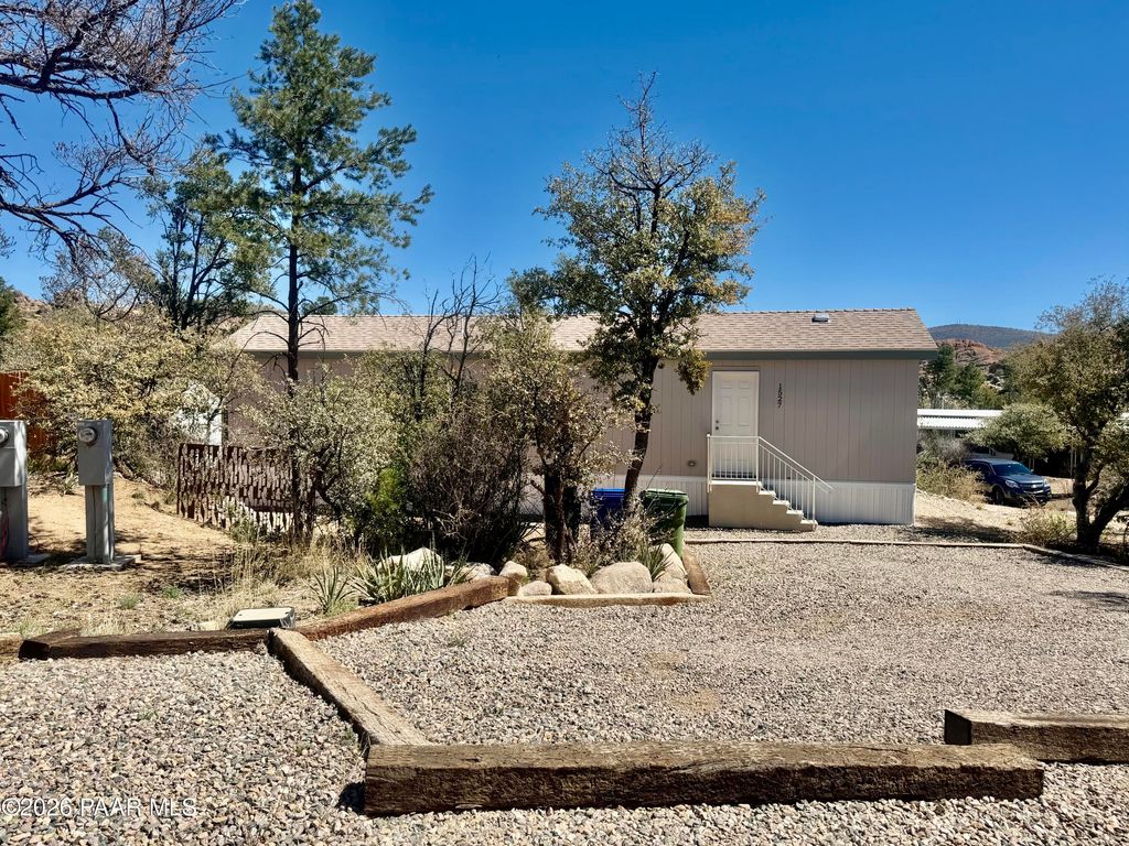 Photo of 1527 Private Road, Prescott, AZ 86301 (MLS # 1080512)