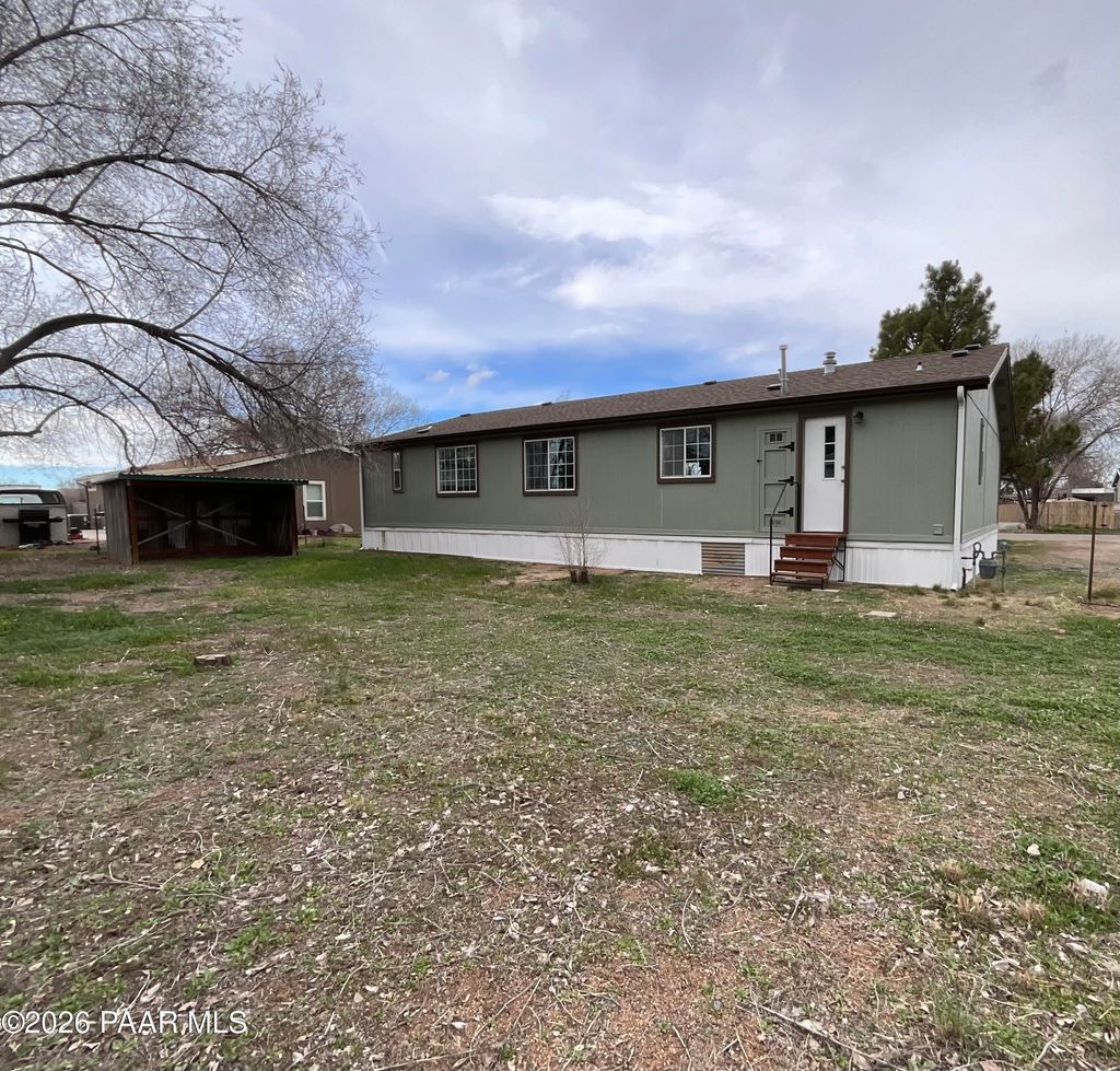 Photo of 1335 E Hall Lane, Chino Valley, AZ 86323 (MLS # 1079635)