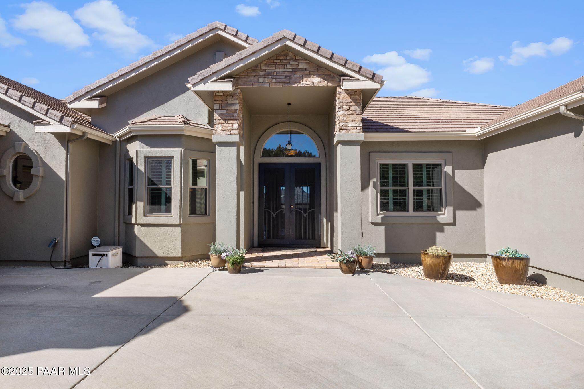 128 Summit Pointe Drive