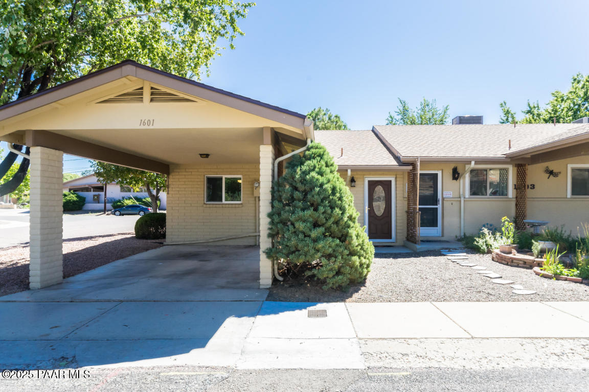 1601 Lindley Drive 1