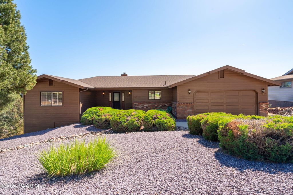 Photo of 845 Sunrise Boulevard, Prescott, AZ 86301 (MLS # 1081474)