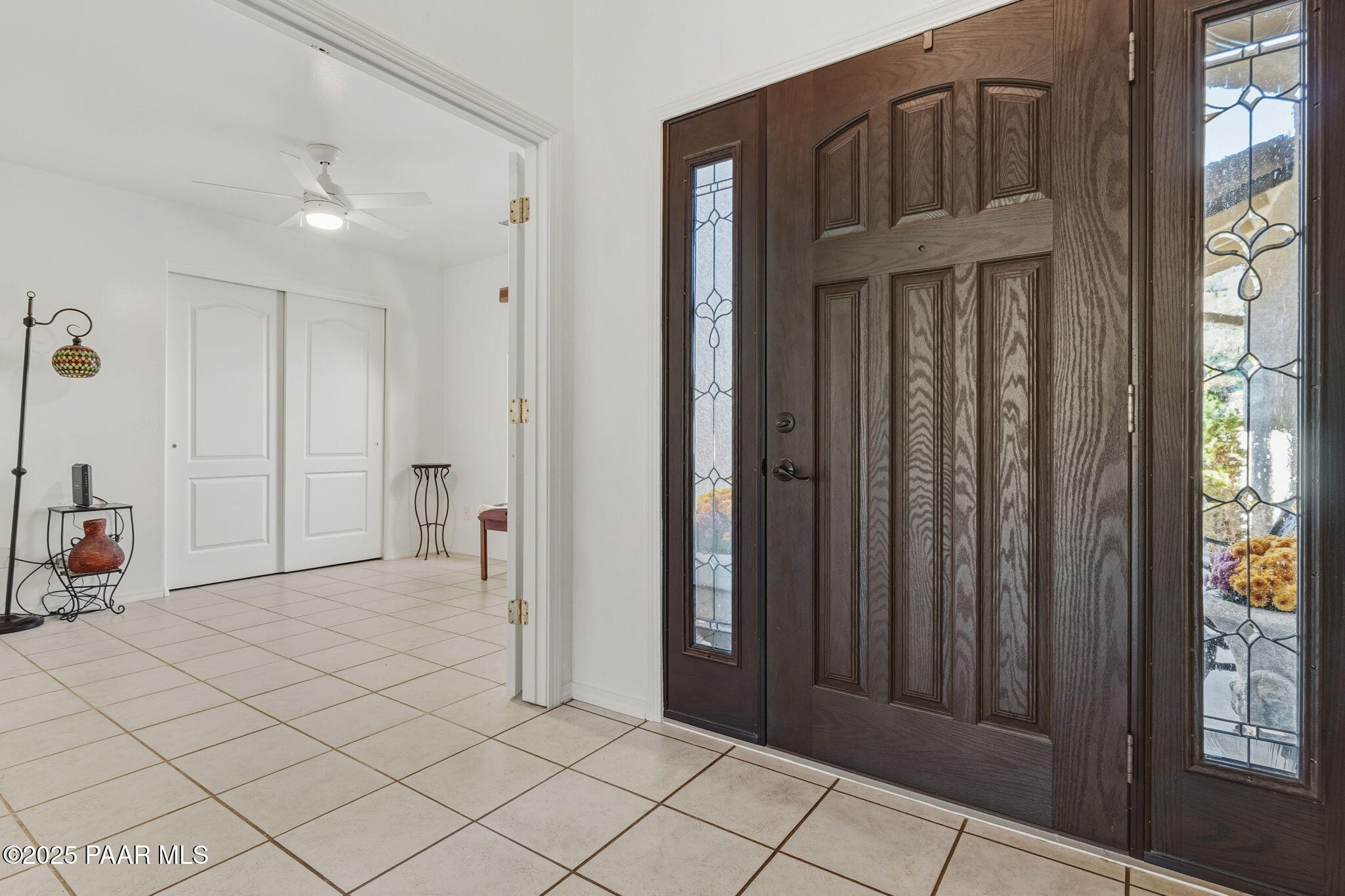 5205 E Creekview Lane