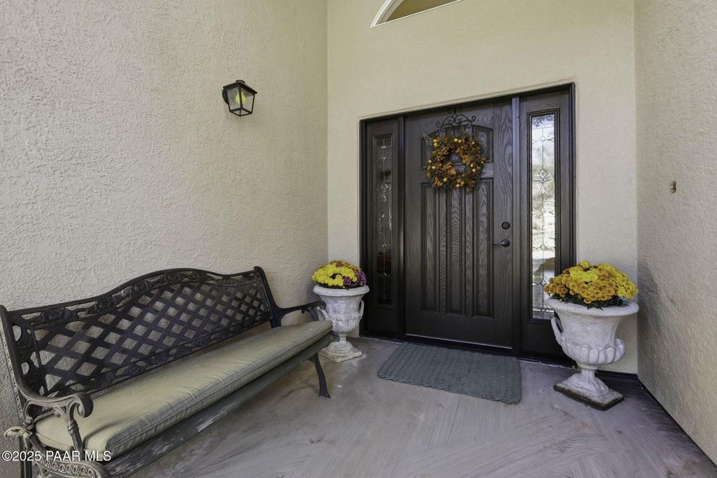 Photo of 5205 E Creekview Lane, Prescott, AZ 86303 (MLS # 1077484)