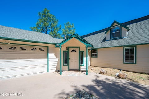 Photo of 847 W Clubhouse Drive, Prescott, AZ 86303 (MLS # 1083596)