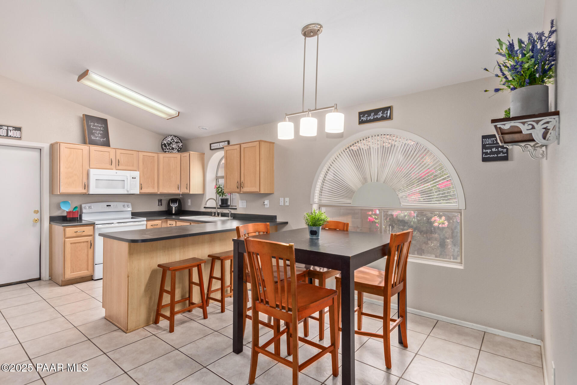 15306 W Eureka Trail