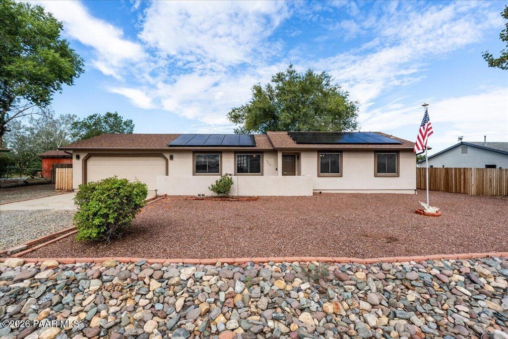 Photo of 5212 N Lone Drive, Prescott Valley, AZ 86314 (MLS # 1085420)