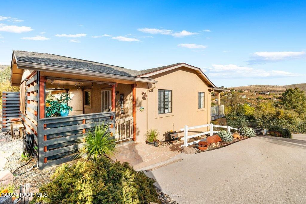 Photo of 4674 E Julie Drive, Prescott, AZ 86301 (MLS # 1077819)