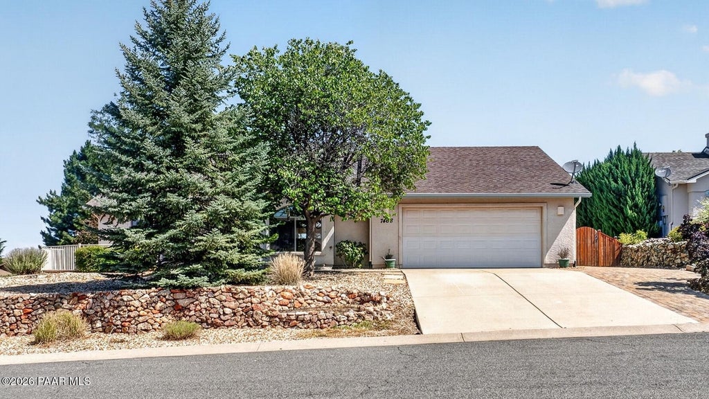 Photo of 7468 N Summit View Drive, Prescott Valley, AZ 86315 (MLS # 1083876)