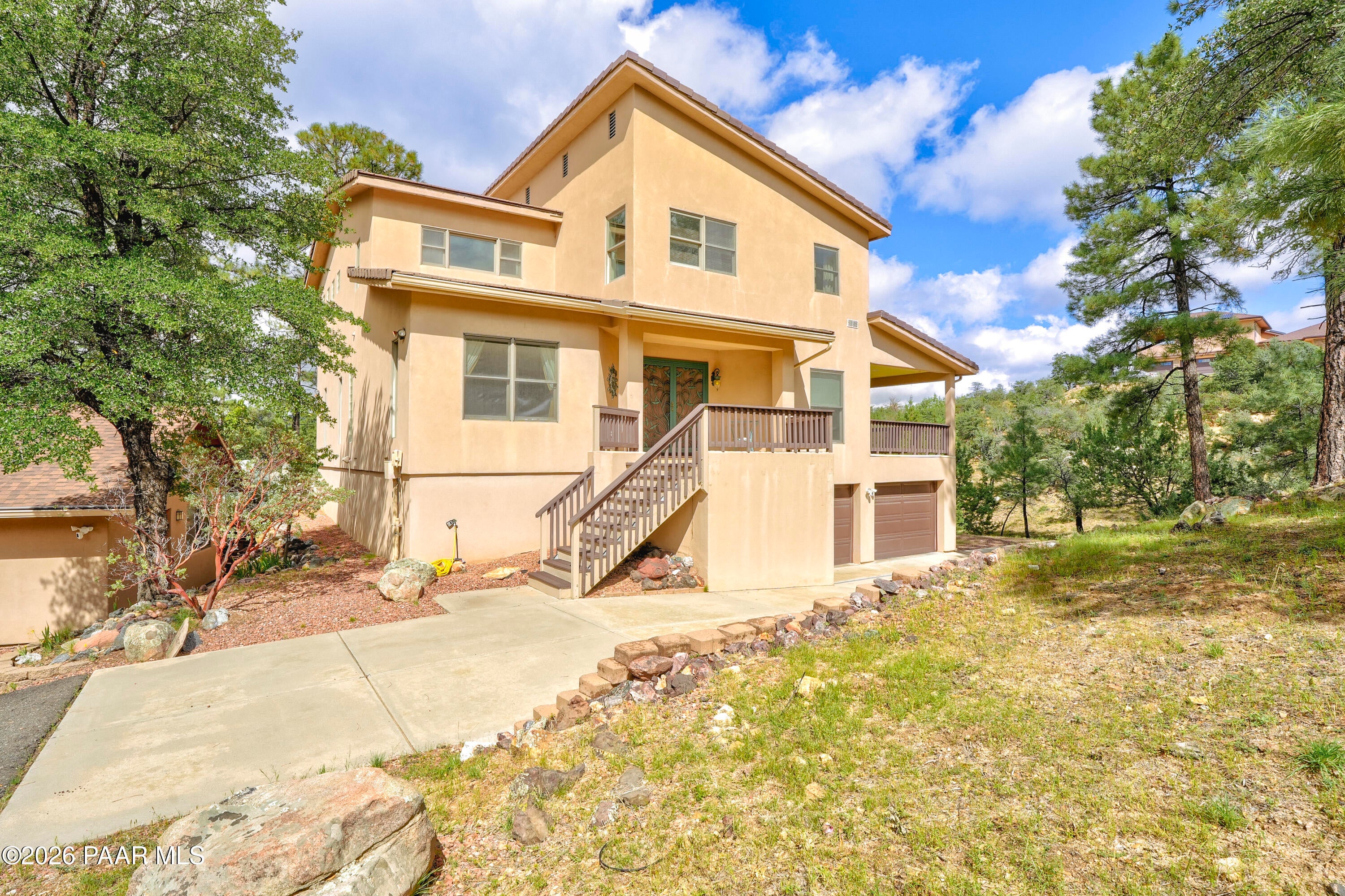 1256 W Coyote Run Trail