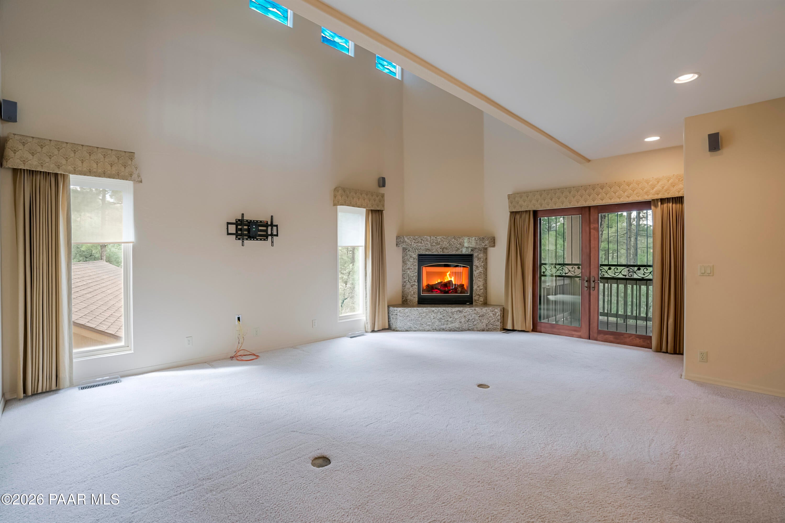 1256 W Coyote Run Trail