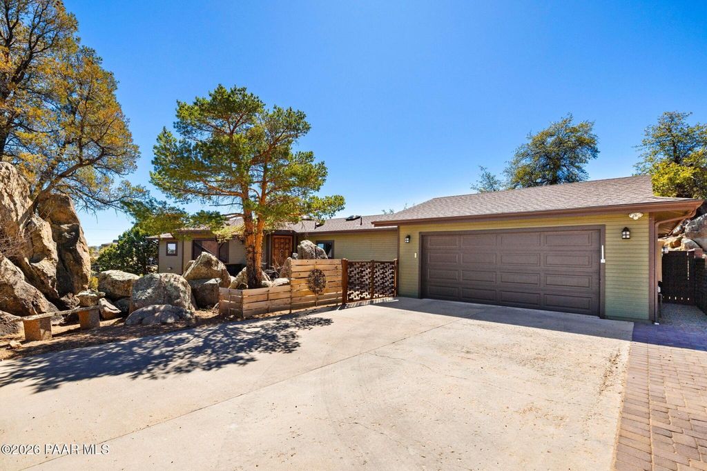 Photo of 1875 N Peaceful Mesa Drive, Prescott, AZ 86305 (MLS # 1080776)