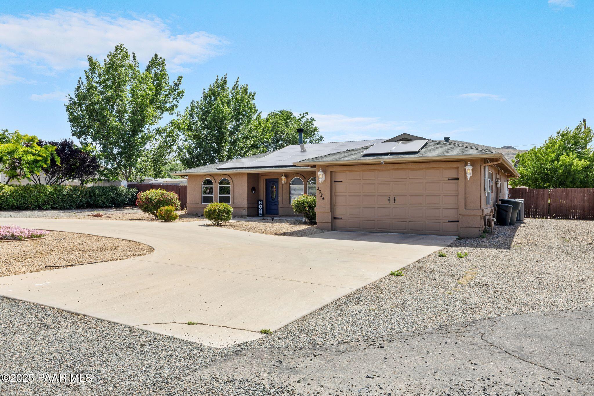 3324 N Meadowlark Drive