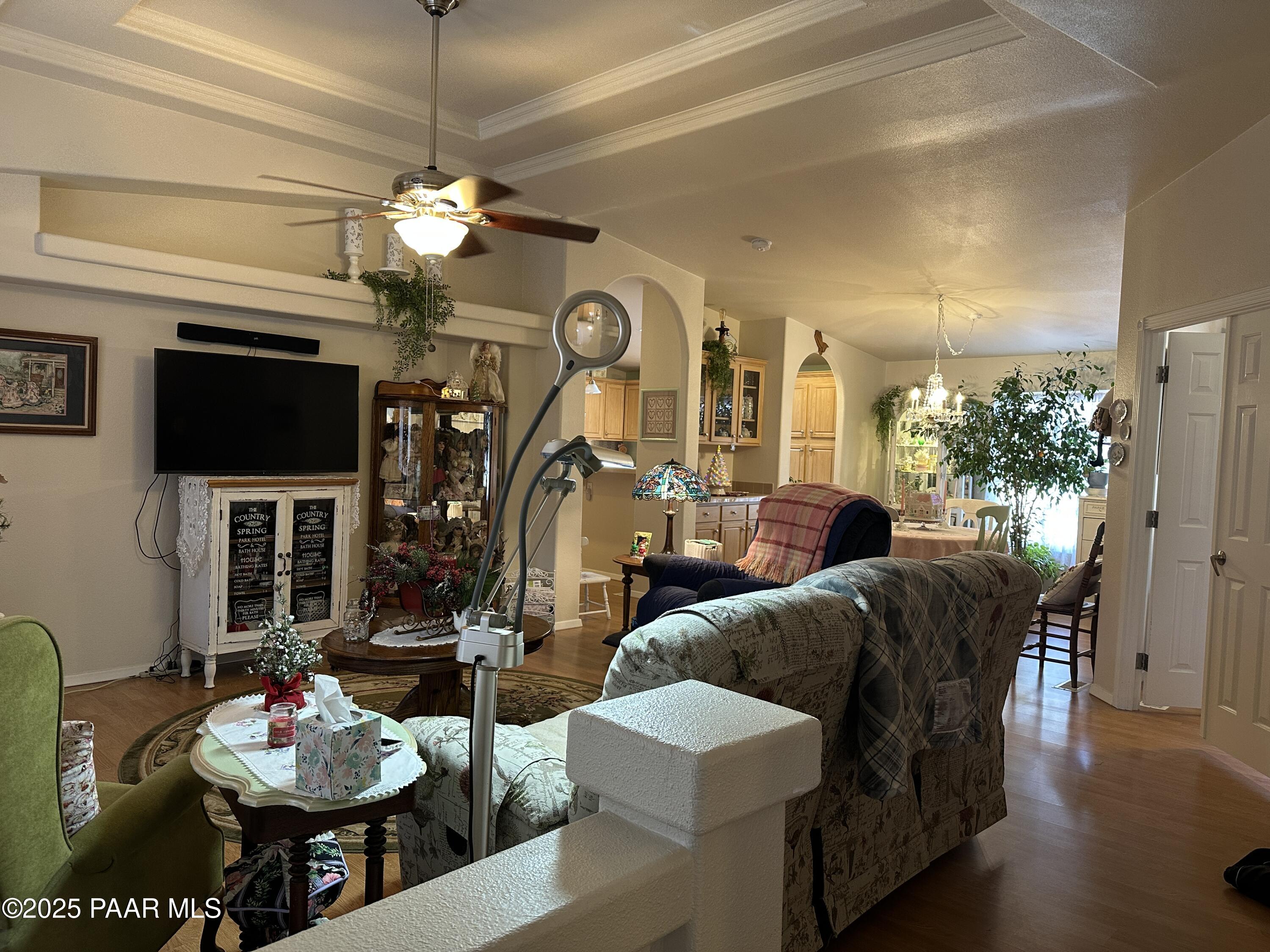 276 Westgate