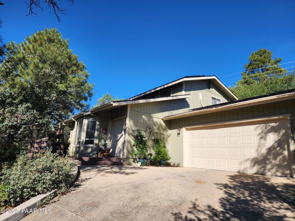 Photo of 1786 Rolling Hills Drive, Prescott, AZ 86303 (MLS # 1076822)