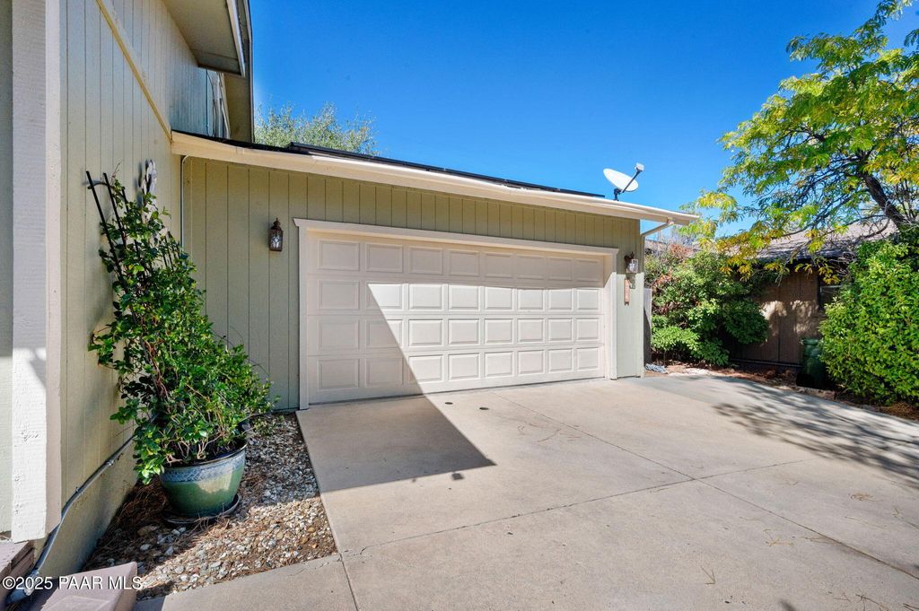 Photo of 1786 Rolling Hills Drive, Prescott, AZ 86303 (MLS # 1076822)