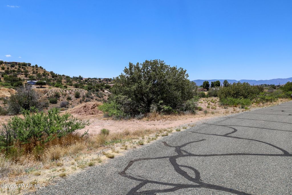 Photo of 4835 N Teepee Terrace Ter, Rimrock, AZ 86335 (MLS # 1082049)