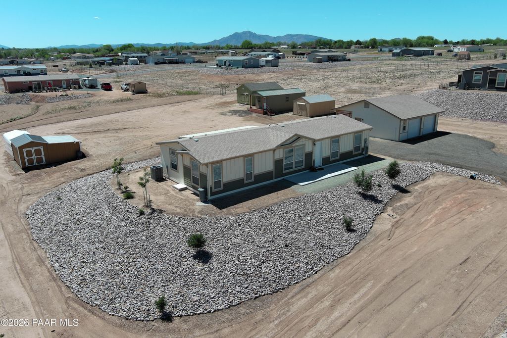 Photo of 1703 Corte Del Sol Pl, Chino Valley, AZ 86323 (MLS # 1080980)