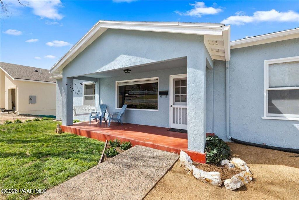 Photo of 408 S Alarcon Street, Prescott, AZ 86303 (MLS # 1080450)