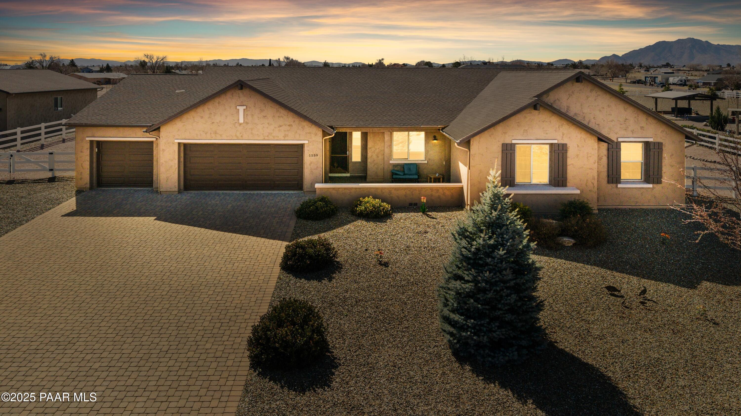 1559 W Anne Marie Drive