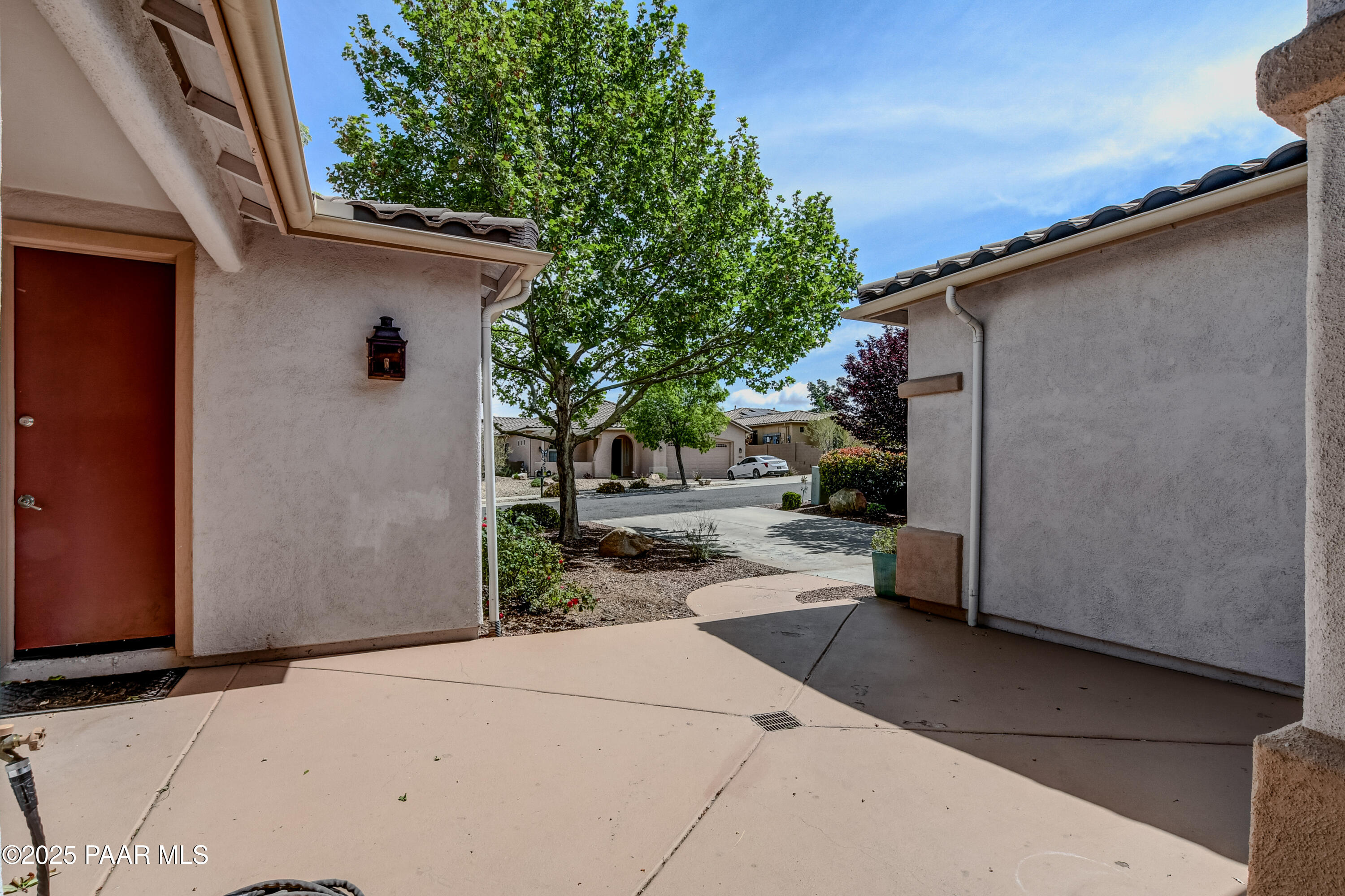 7409 Weaver Way