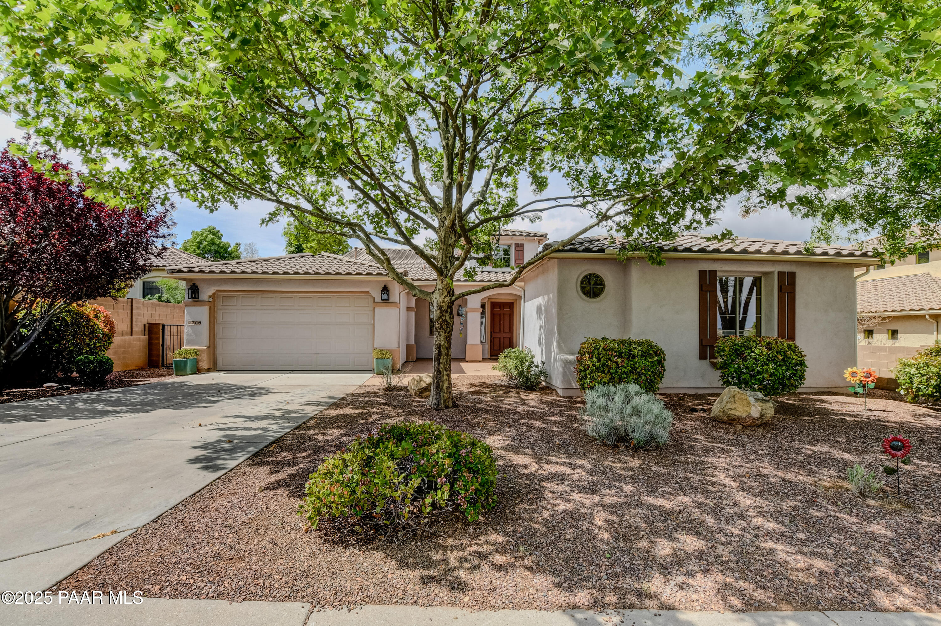 7409 Weaver Way