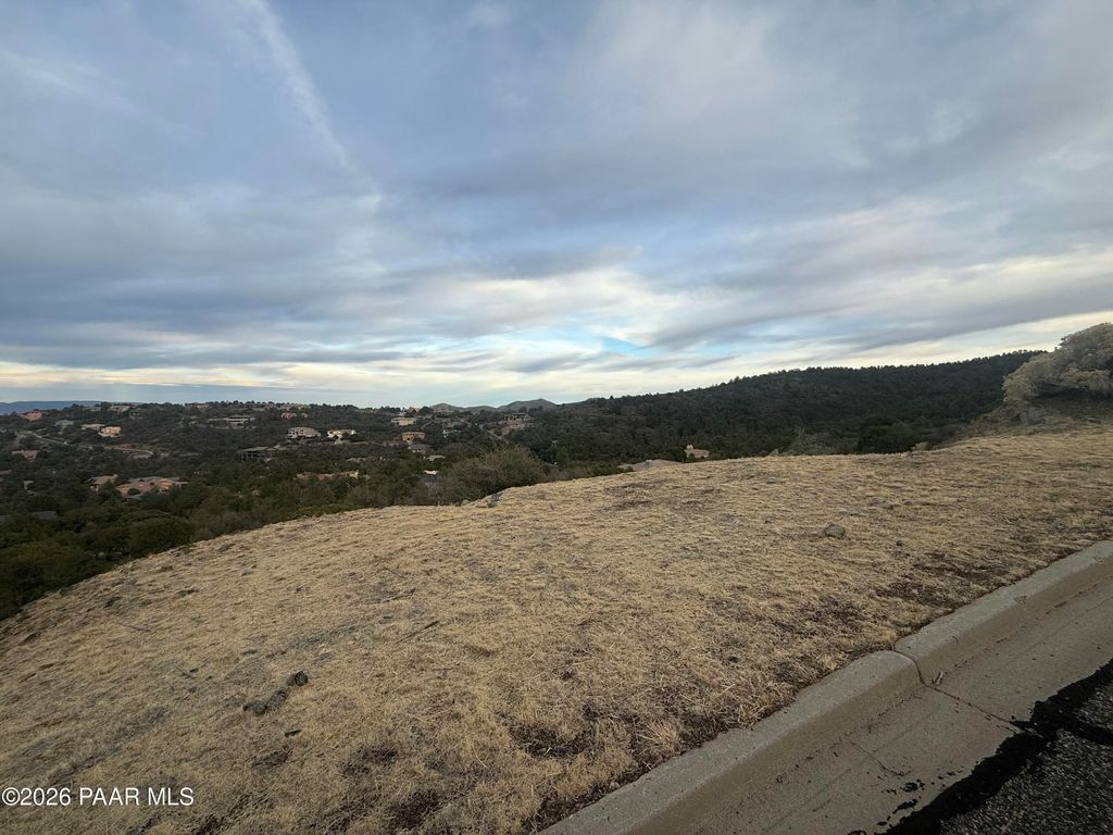 Photo of 629 W Lee Boulevard, Prescott, AZ 86303 (MLS # 1078942)