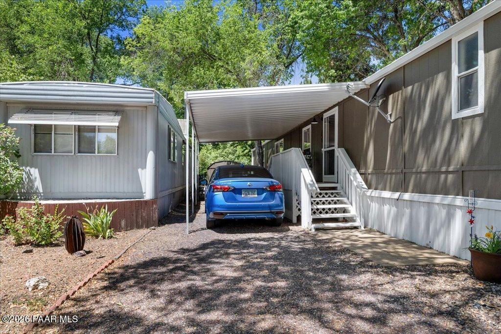 Photo of 689 Whipple Street #8, Prescott, AZ 86301 (MLS # 1078837)