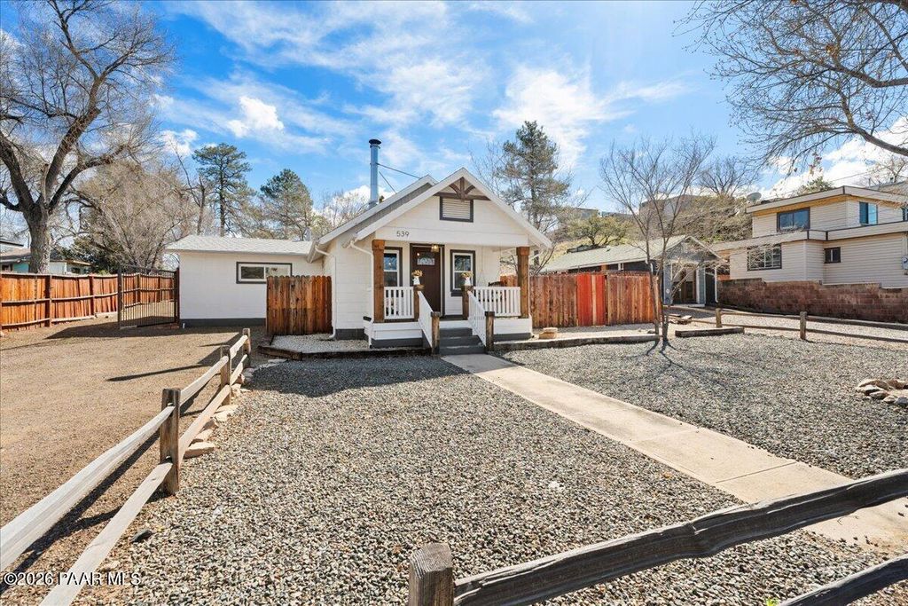 Photo of 539 Lincoln Avenue, Prescott, AZ 86301 (MLS # 1080329)