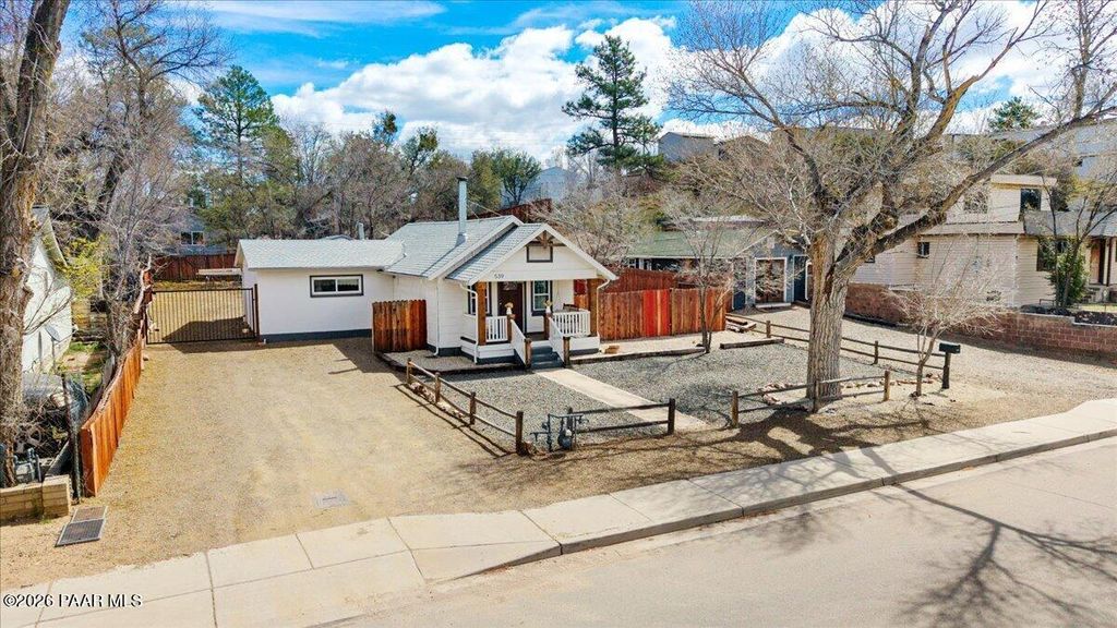 Photo of 539 Lincoln Avenue, Prescott, AZ 86301 (MLS # 1080329)