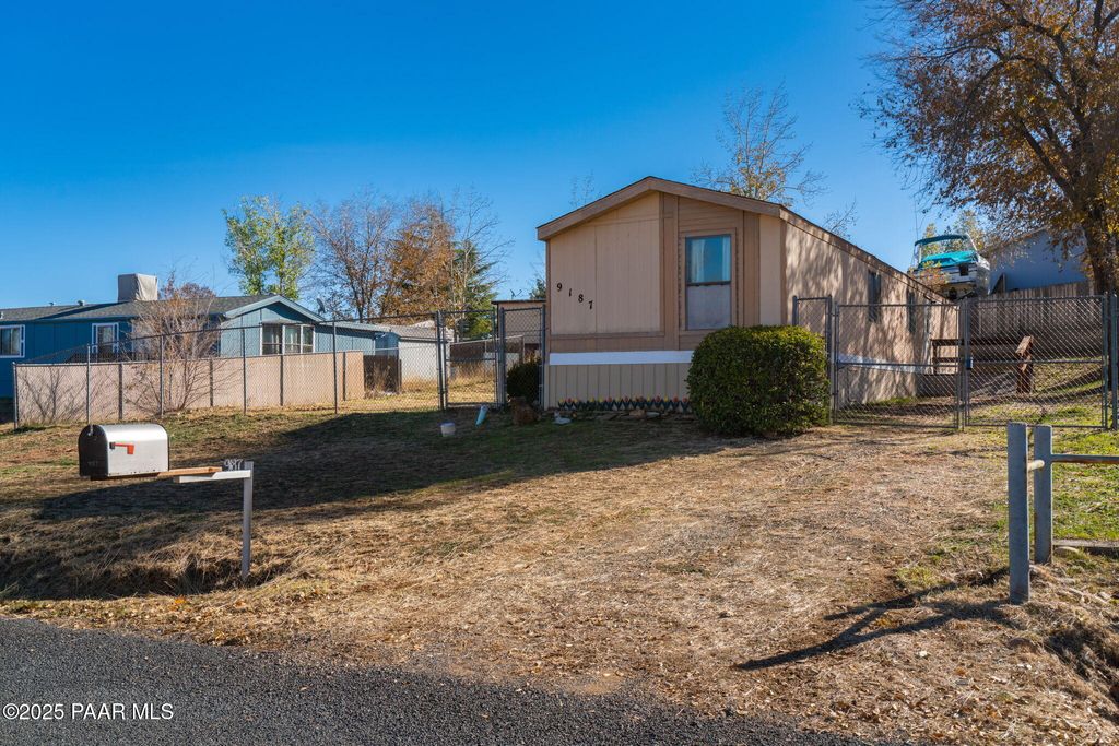 Photo of 9187 E Whipsaw Lane, Prescott Valley, AZ 86314 (MLS # 1078274)
