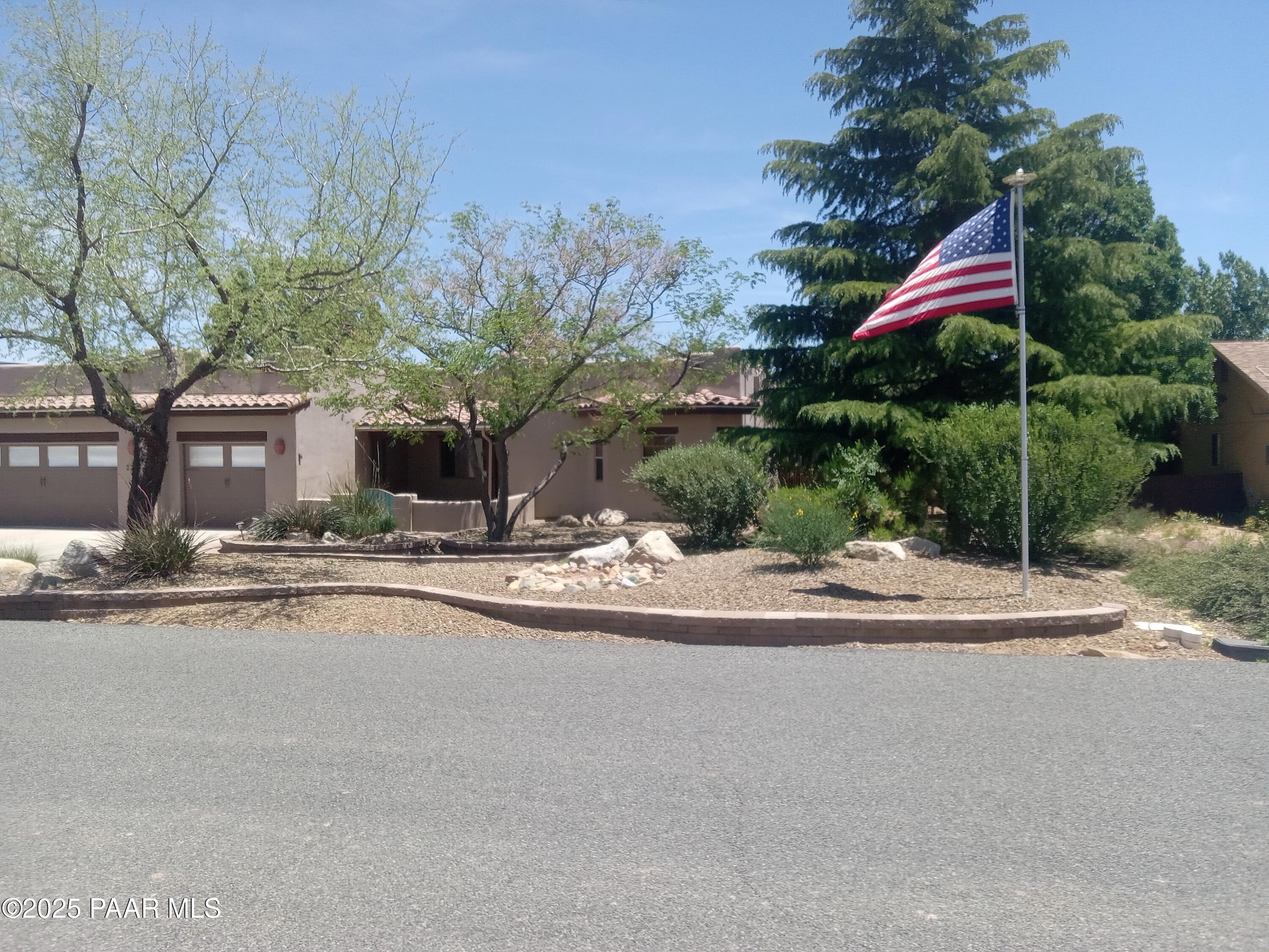 3575 N Meadowlark Drive
