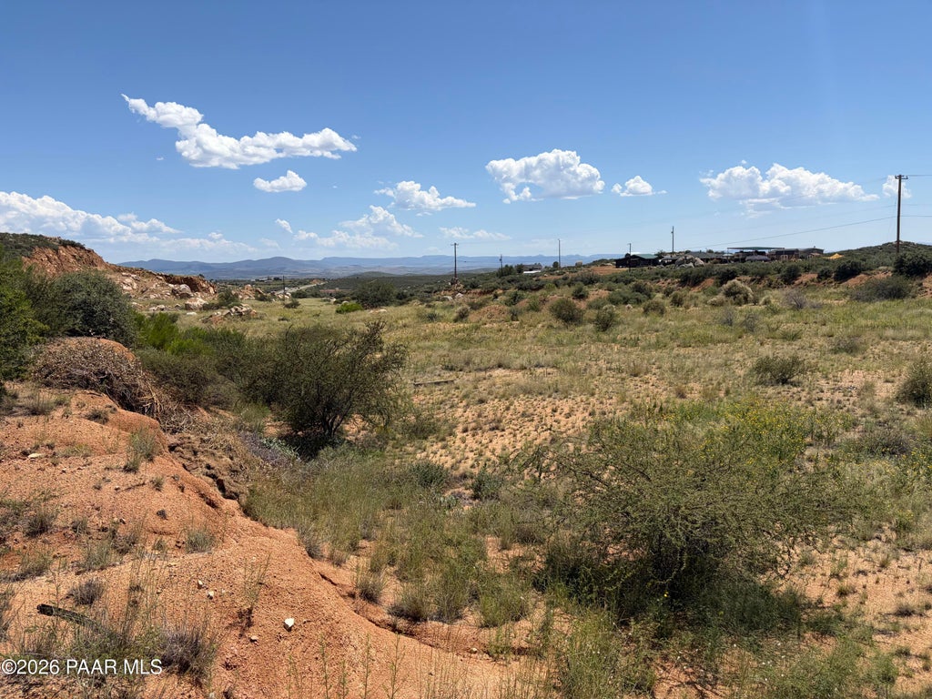 Photo of 100 N Montana Vly Road, Dewey-Humboldt, AZ 86327 (MLS # 1084886)