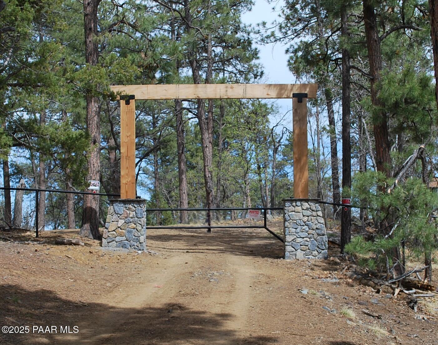 0 E Refuge Hideout Road