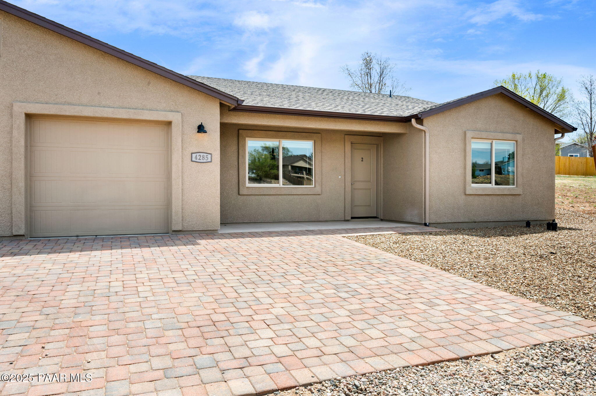 4285 N Viewpoint Drive