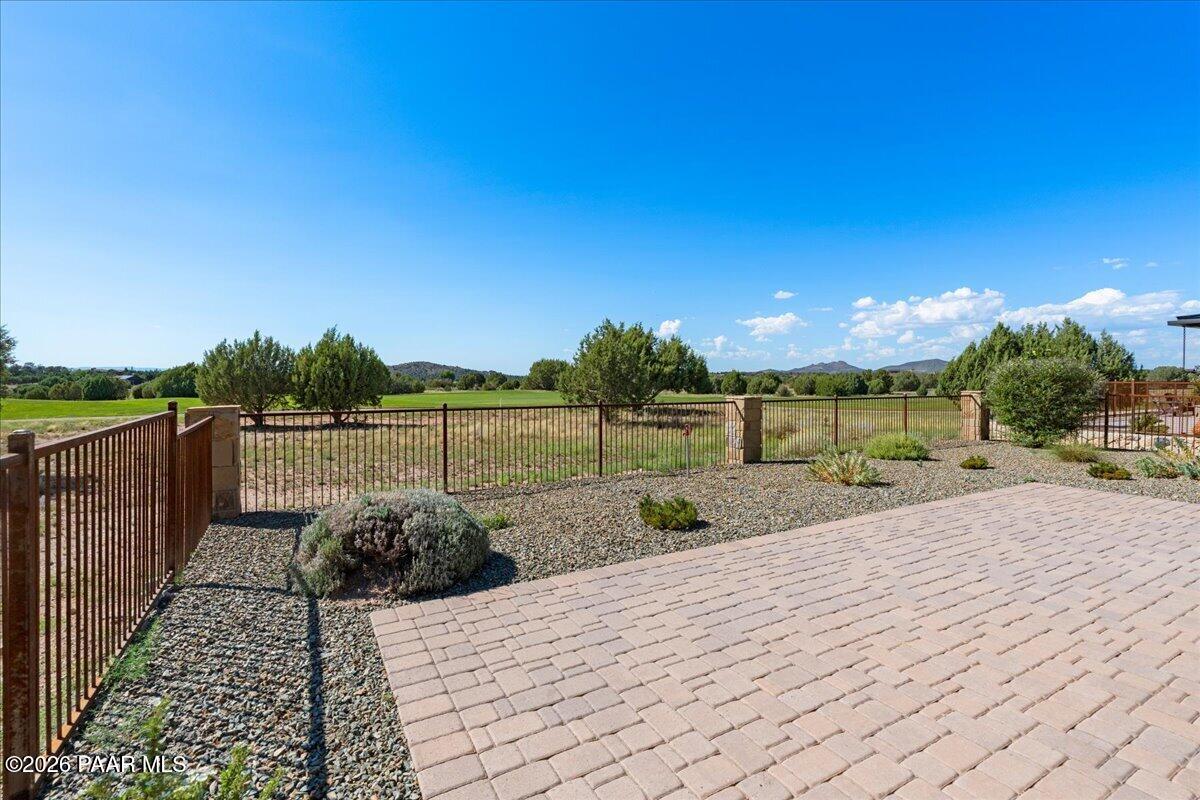 5672 W Bruno Canyon Drive