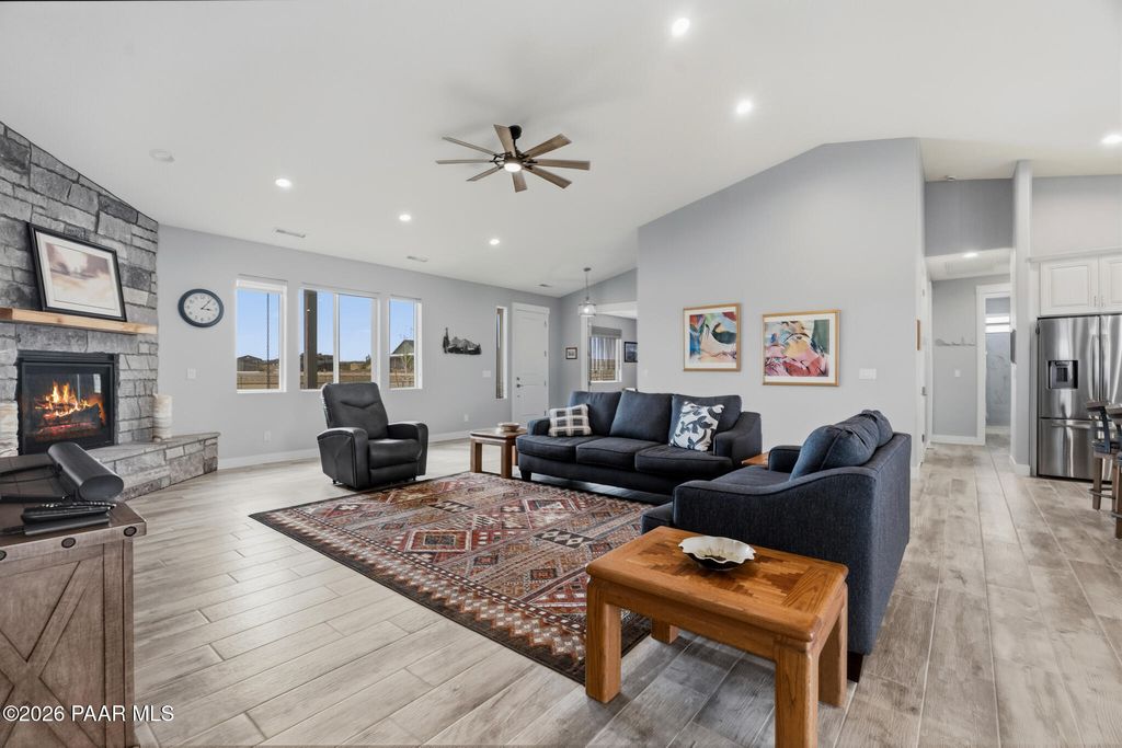 Photo of 10337 N High Plains Trail, Prescott Valley, AZ 86315 (MLS # 1081087)