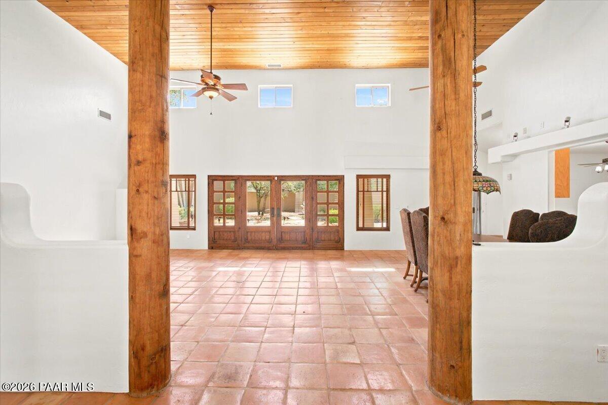 8800 N Live Oak Drive