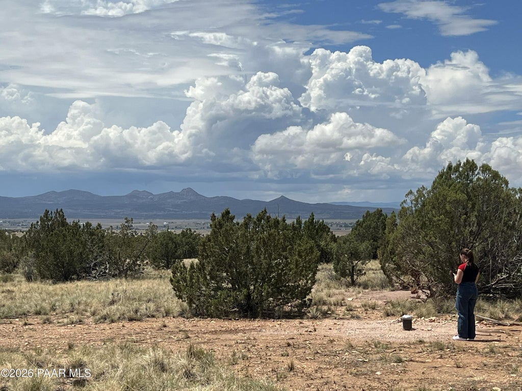 Photo of 0 Anasazi Sunset Trail, Paulden, AZ 86334 (MLS # 1085745)