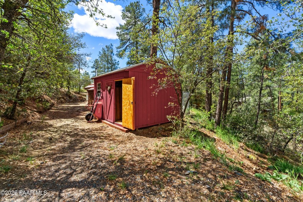 Photo of 4872 S Juniper Loop Road, Prescott, AZ 86303 (MLS # 1081243)