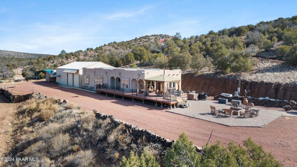 Photo of 2932 N Skylight Drive, Kingman, AZ 86401 (MLS # 1082921)