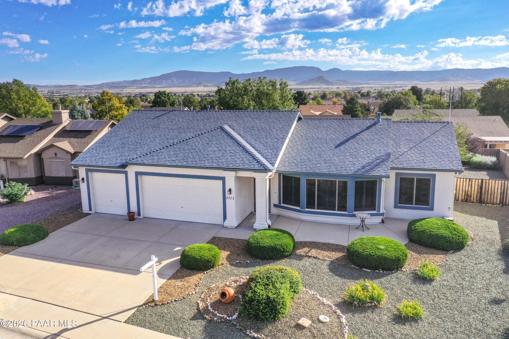 Photo of 7773 N Painted Vista Drive, Prescott Valley, AZ 86315 (MLS # 1085646)