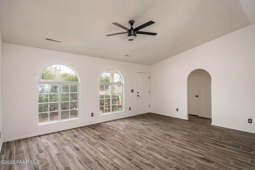 Photo of 3417 N Needles Drive, Prescott Valley, AZ 86314 (MLS # 1082373)