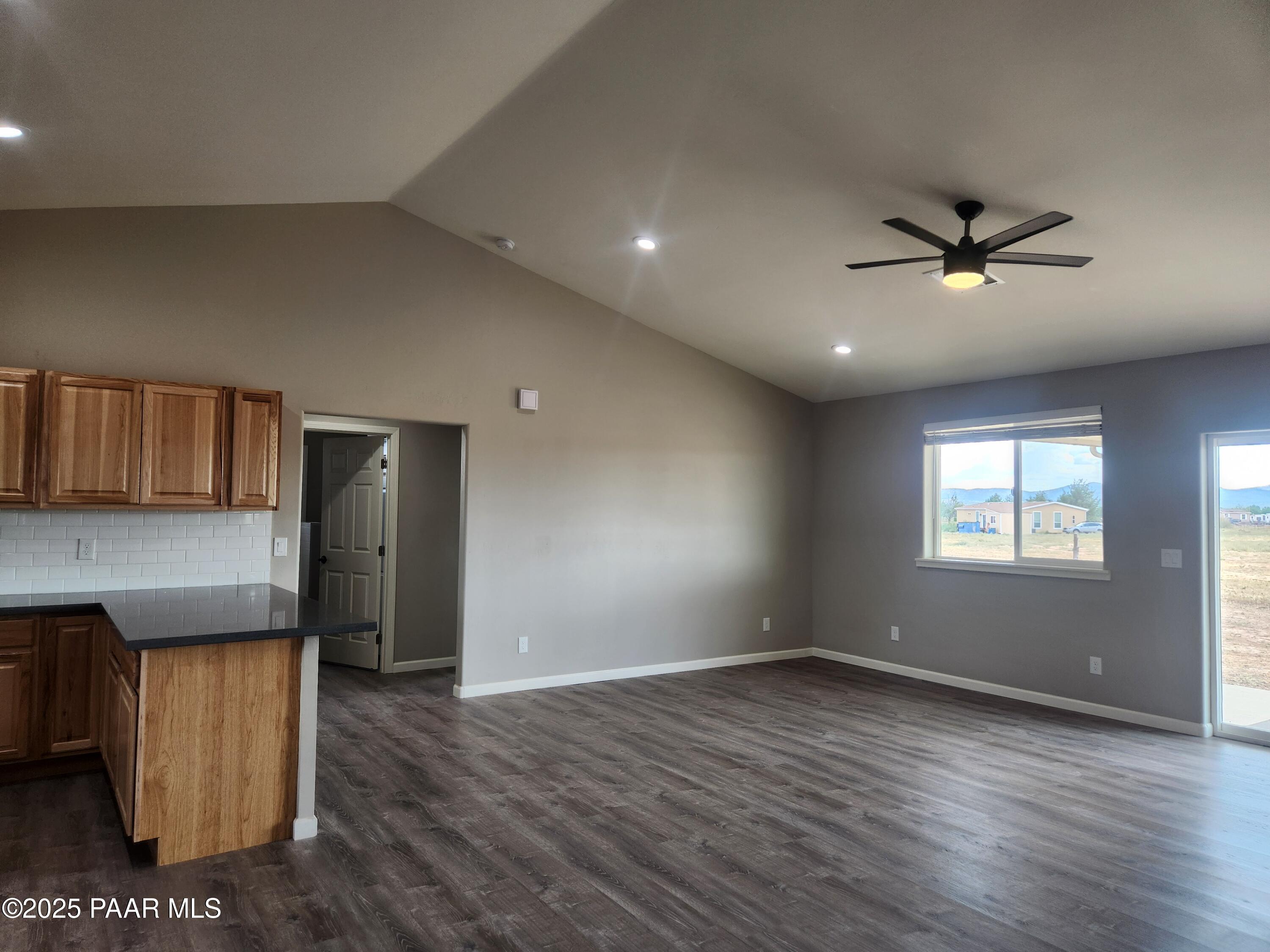 895 W Ranch House Road