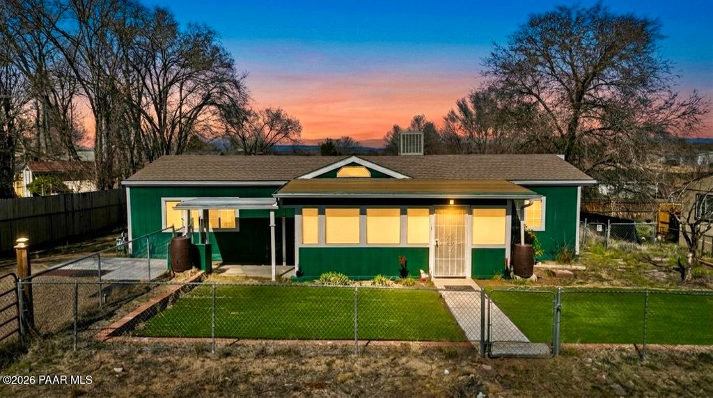 Photo of 1920 E Grasshopper Lane, Chino Valley, AZ 86323 (MLS # 1079799)