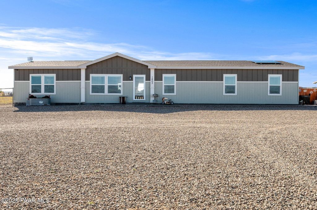 Photo of 1803 E Perkinsville Road, Chino Valley, AZ 86323 (MLS # 1078080)